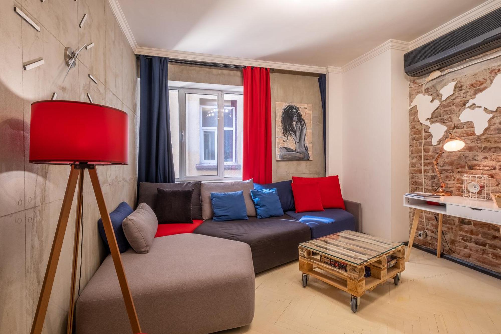 Modern , Spacious 2Br Apartment In Top Center София Екстериор снимка
